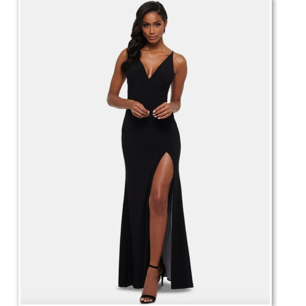 NWT! Xscape Embellished Illusion Gown Dress 2P - Picture 2 of 7